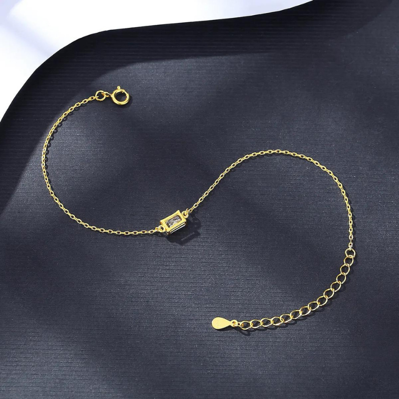 Bracelet-Femme-Or-Elegance-Intemporelle