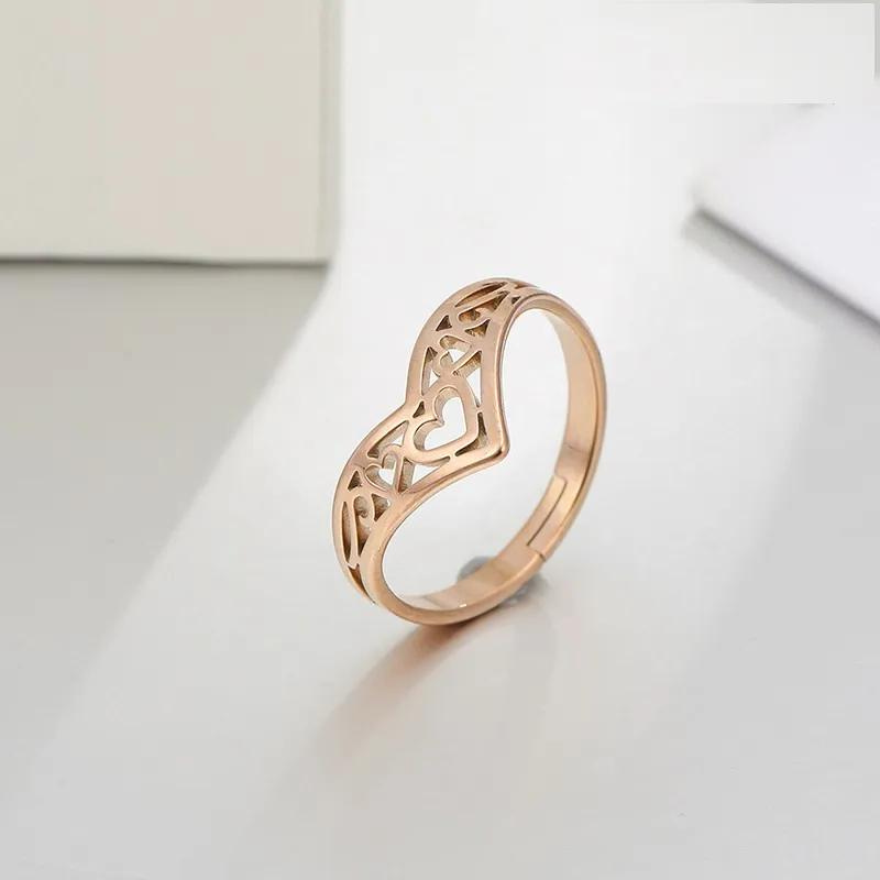 Bague-Acier-Inoxydable-Femme-Chic-en-Acier