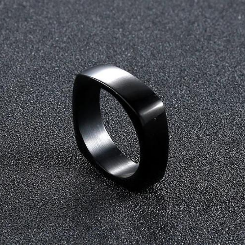 Bague-Homme-Noire-Design-Noir-Carre