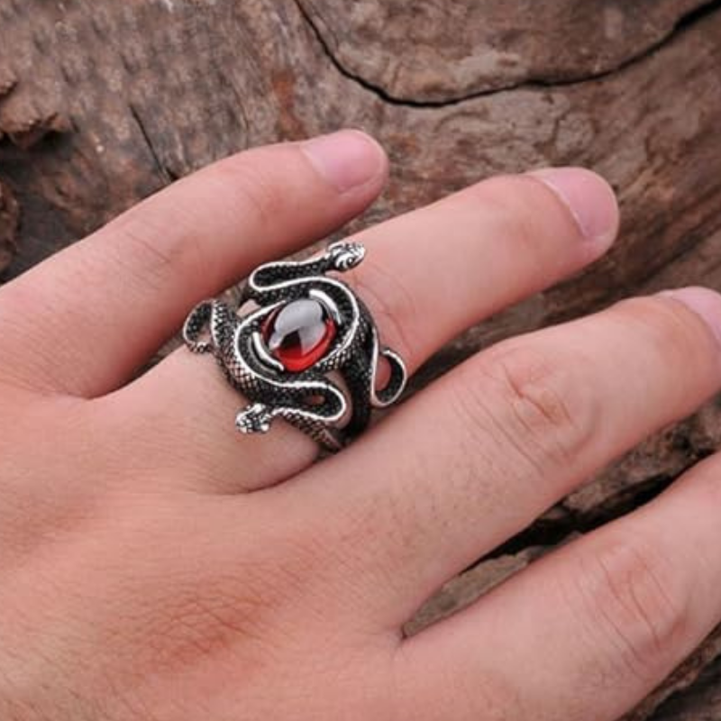 Bague-Homme-Rubis-Symbole-de-Force