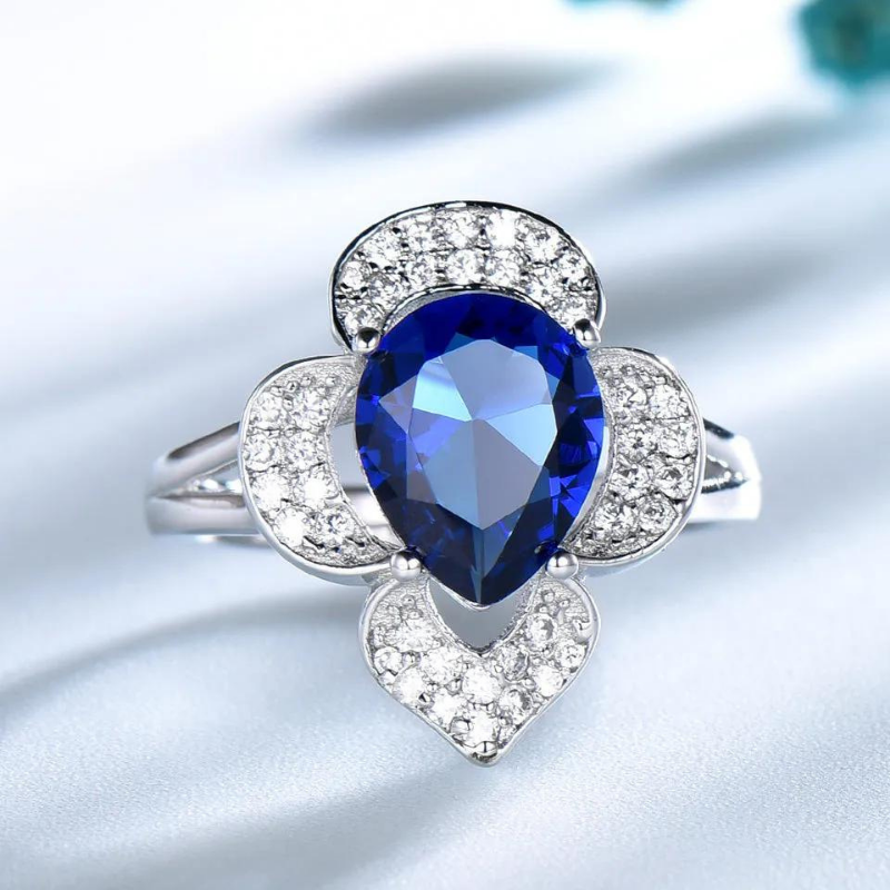 Bague-Saphir-Eclat-Bleu