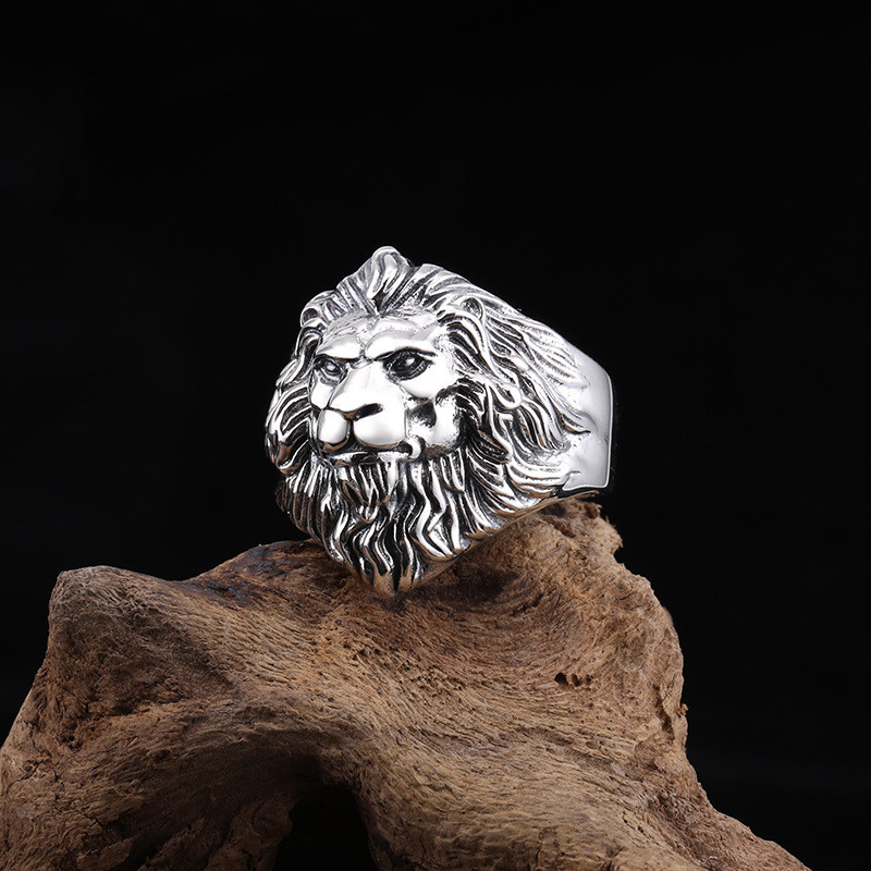 Bague-a-Tete-de-Lion-Style-Lion