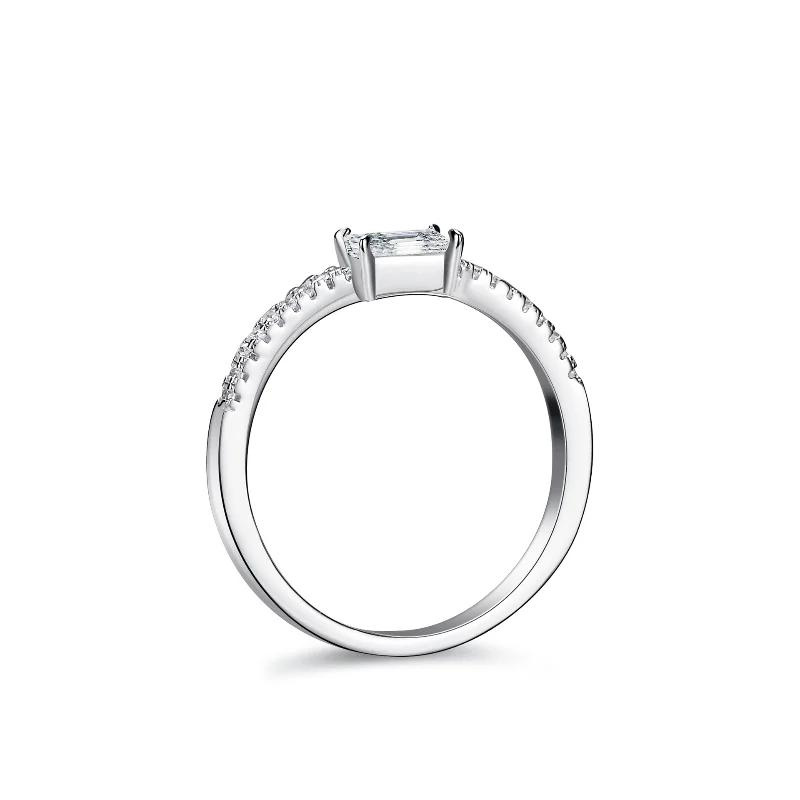 Bague-de-Fiancaille-Femme-Joie-et-Amour