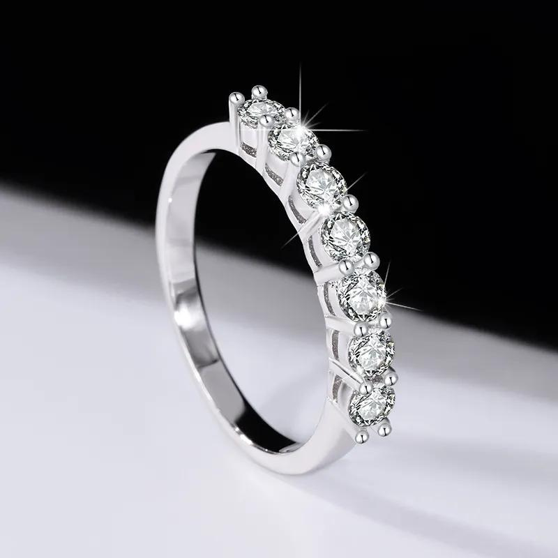 Bague-de-Mariage-Femme-Design-Moderne