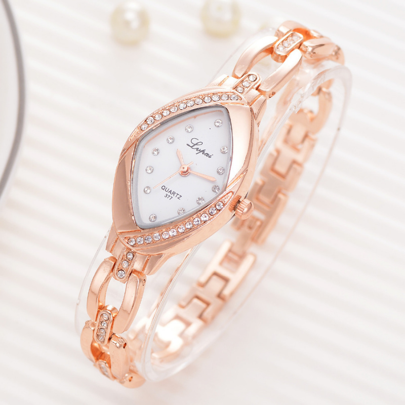 Montre-Femme-Pas-Cher-Tendance-a-Prix-Raisonnable